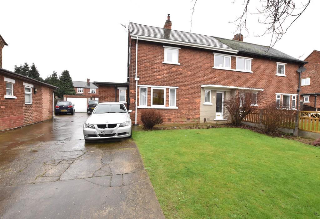 Thornton Avenue, Scunthorpe... 3 bed semidetached house £155,000