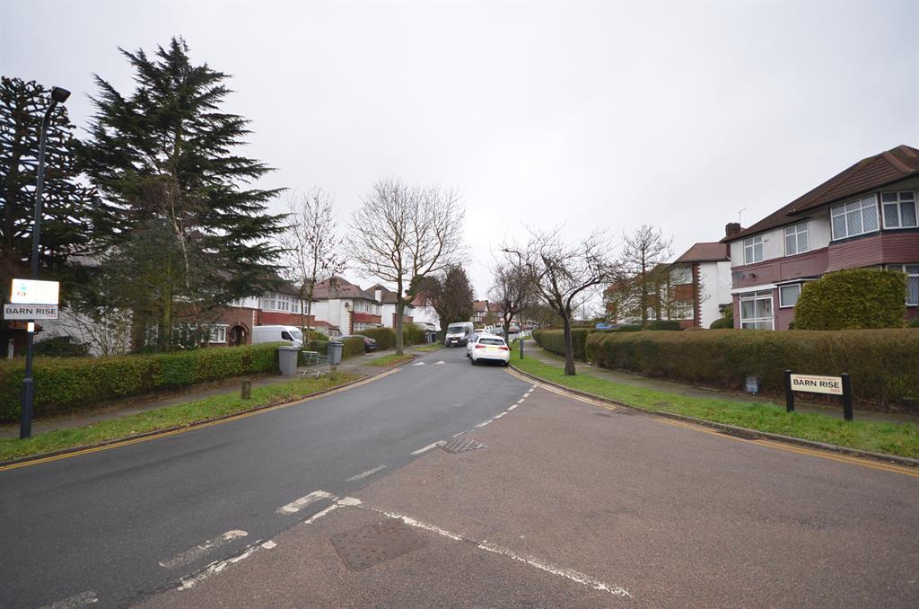 Barn Rise, Wembley, Barn Hill Estate... 4 bed detached house £3,000