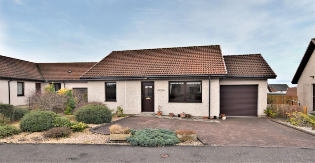 Sutherland Crescent, 3 bed bungalow £215,000