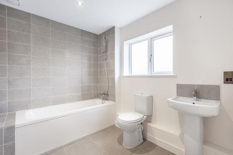 12 Ainger Close, Aylesbury, HP19 8JW