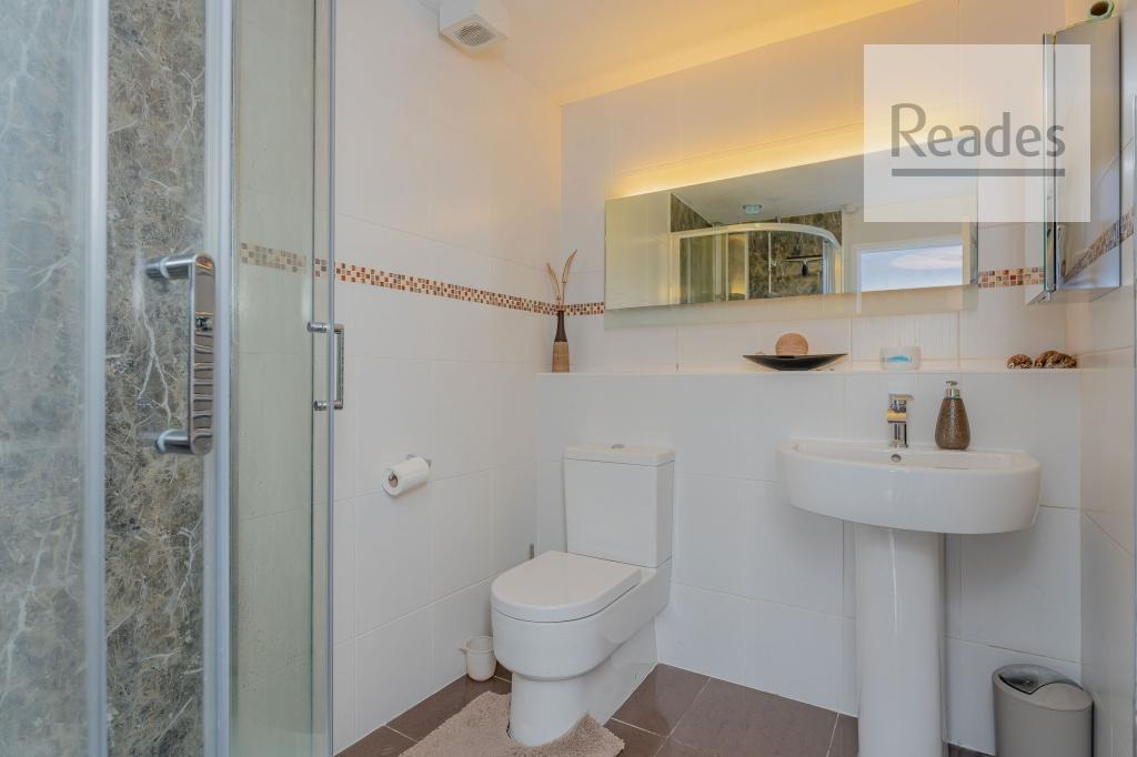 Master en-suite