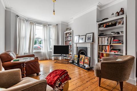 23 Eswyn Road, London, SW17 8TR