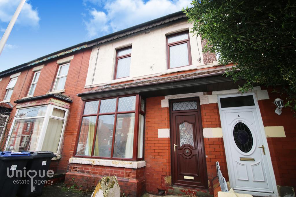 Johnson Road, Blackpool, FY4 3 bed terraced house for sale £100,000