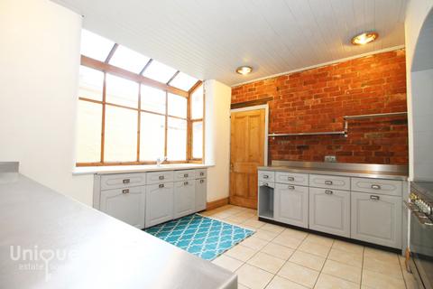 116 Carr Road, Fleetwood, FY7 6QQ
