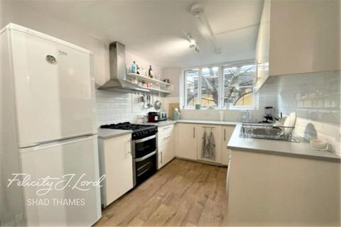 2 bedroom flat to rent, Lucey Way, SE16