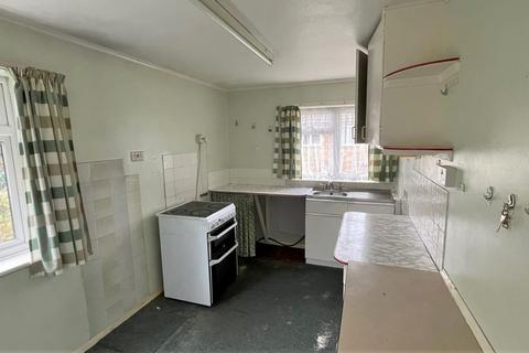 20 Latimer Road, Wokingham, RG41 2XX