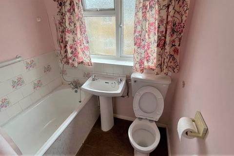 20 Latimer Road, Wokingham, RG41 2XX