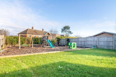 25a Eglise Road, Warlingham, CR6 9SE