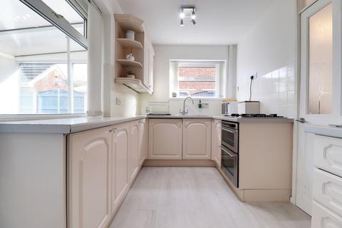 14 Eastfield Drive, Askern, Doncaster, DN6 0NU