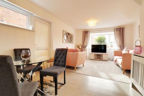 14 Eastfield Drive, Askern, Doncaster, DN6 0NU