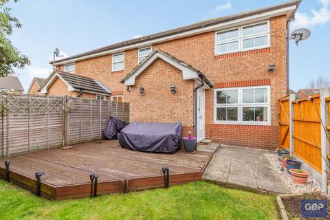 7 Ward Gardens, Harold Wood, Romford, RM3 0WX