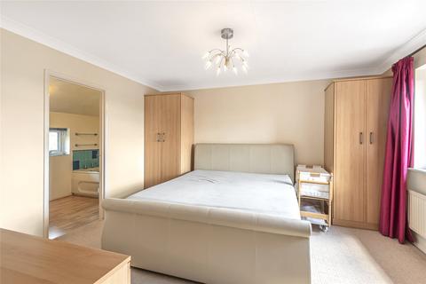 4 bedroom detached house to rent, Crecy Close, Wokingham, Berkshire, RG41