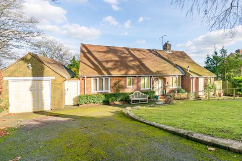 13 Beech Lane, Guildford, GU2 4ES