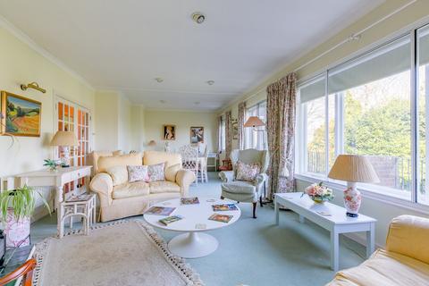 13 Beech Lane, Guildford, GU2 4ES
