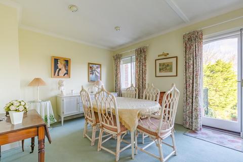 13 Beech Lane, Guildford, GU2 4ES