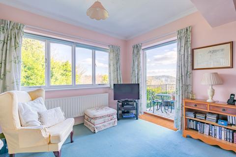 13 Beech Lane, Guildford, GU2 4ES