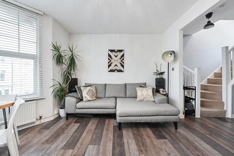 Flat 3, 91 Millers Road, Brighton, BN1 5NQ