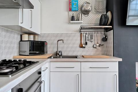 Flat 3, 91 Millers Road, Brighton, BN1 5NQ