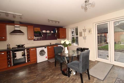 5 Bridgeside Close, Walsall, WS8 7BN