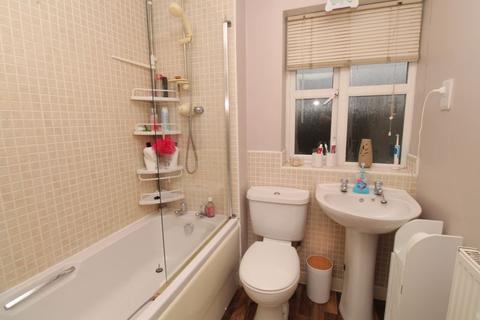 5 Bridgeside Close, Walsall, WS8 7BN