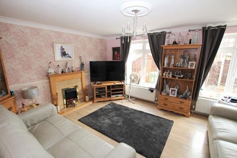 87 Compton Place, Erith, DA8 1RY