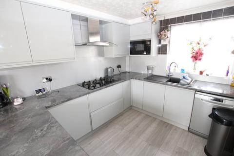 87 Compton Place, Erith, DA8 1RY