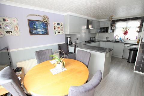 87 Compton Place, Erith, DA8 1RY