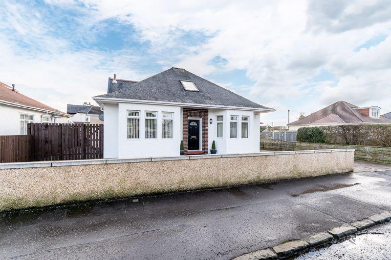 132 Dundonald Road, Kilmarnock, KA1 1UG 3 bed detached bungalow £290,000