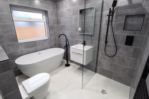 17 Ashtree Croft, Willaston, Neston, CH64 2UJ