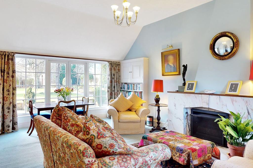 Family Room/Living Area