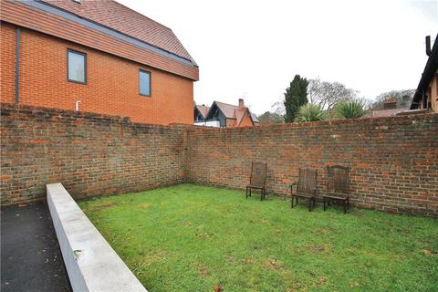 undefined, Portsmouth Road, Guildford, Surrey, GU2