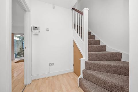 1 Woodland Grove, London, SE10 9UL