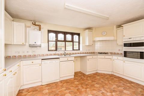 5 Crookdale Beck, Didcot, OX11 7US