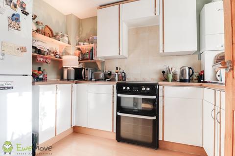 60 Alexander Gate, Stevenage, SG1 5RG