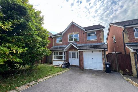 4 bedroom detached house to rent, Penrose Drive, Bristol