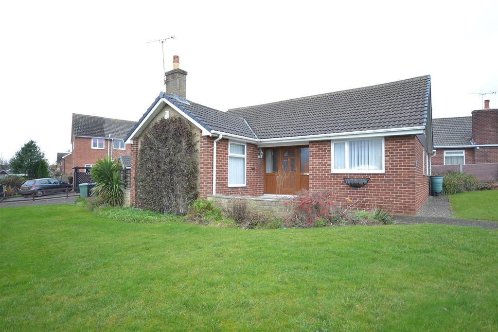 Richmondfield Grove, Barwick In Elmet 3 bed detached bungalow £310,000