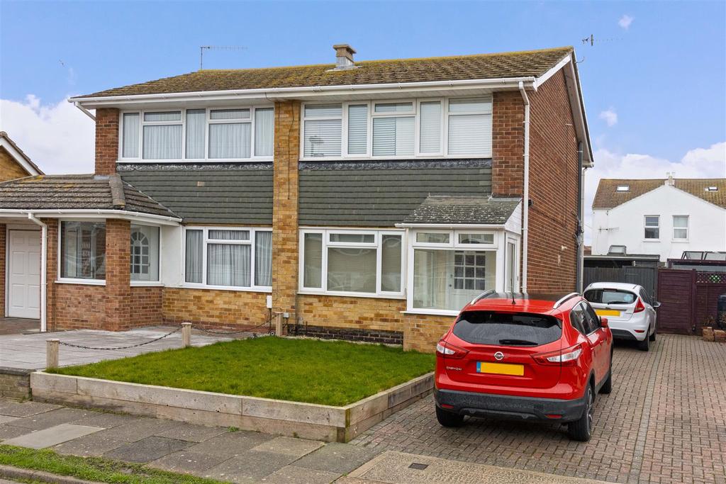 Ingleside Crescent, Lancing 2 bed semidetached house £350,000