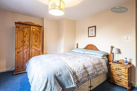 4 Alpine Croft, Stocksbridge, Sheffield, S36 1AN