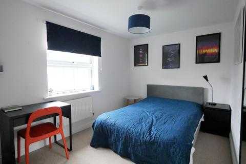 84 Cae Canol, Penarth, CF64 3RL