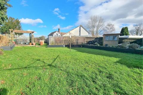 The Beeches North Road, Huntley, Gloucester, GL19 3DU