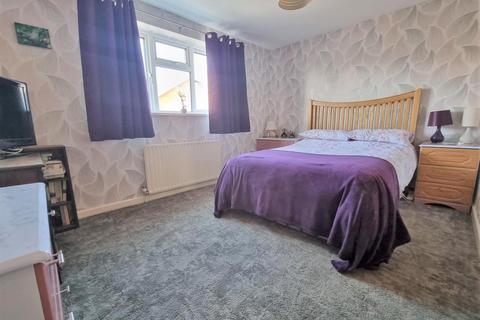 The Beeches North Road, Huntley, Gloucester, GL19 3DU