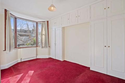 16 Kenilworth Road, London, SE20 7QG