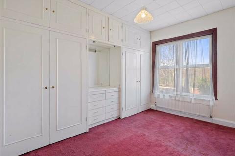 16 Kenilworth Road, London, SE20 7QG