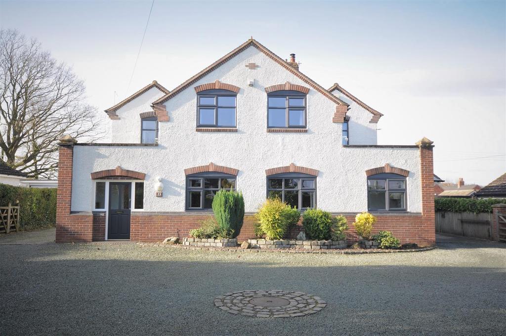 Old Road, Barlaston, StokeOnTrent 4 bed detached house £725,000