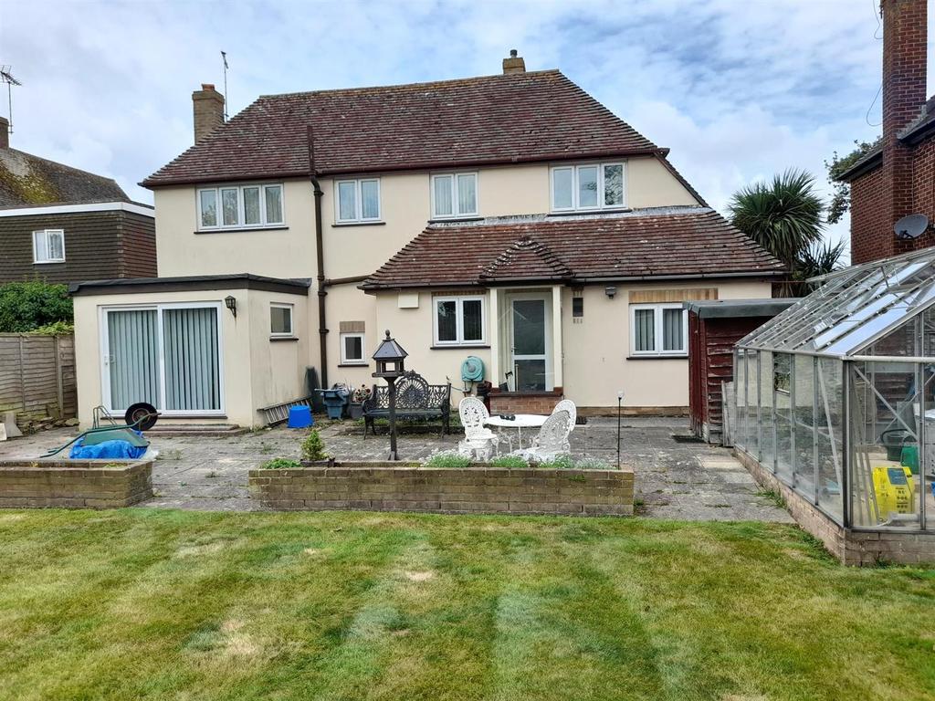 Rear garden .jpg