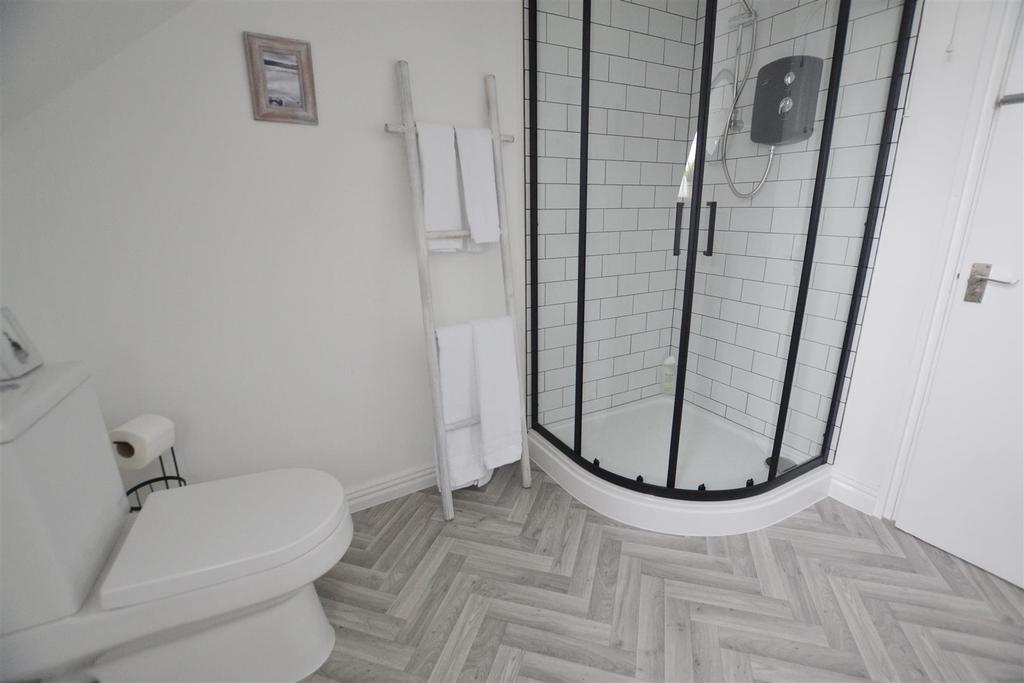 7 8 bath.jpg
