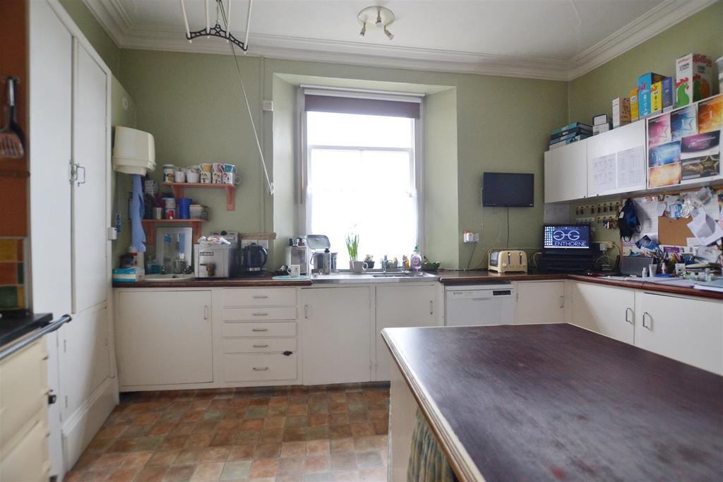 Kitchen.jpg