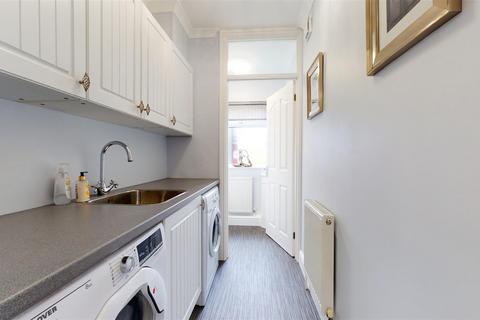 188 The Broadway, Loughton, IG10 3SS