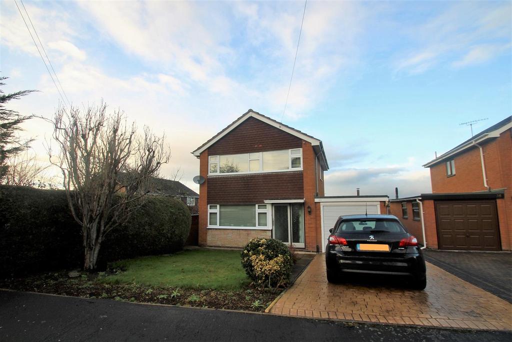 Severn Way, Cressage, Shrewsbury 3 bed detached house £300,000
