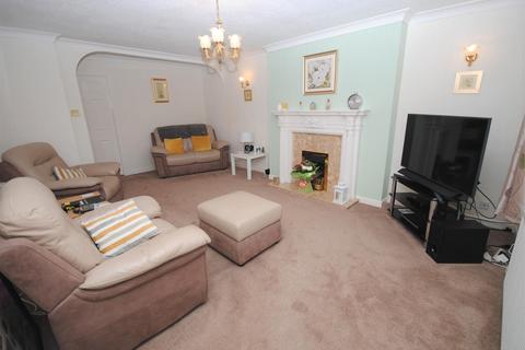 154 Sandgate Drive, Kippax, Leeds, LS25 7QR
